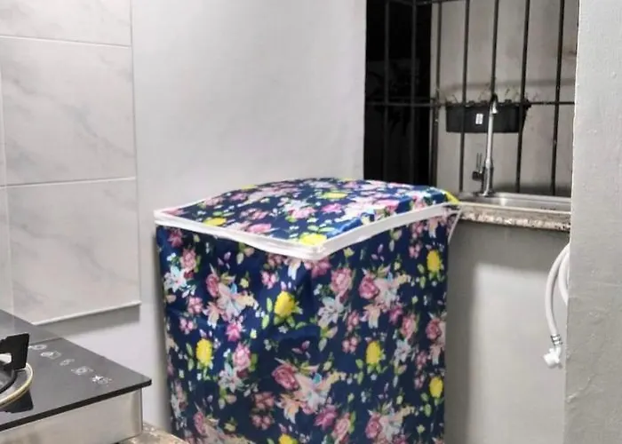 アパート Affordable 2 Bedroom 2 Ba W/ Skycable, Netflix, & Amazon Prime マニラ市