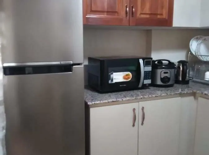 アパート Affordable 2 Bedroom 2 Ba W/ Skycable, Netflix, & Amazon Prime マニラ市